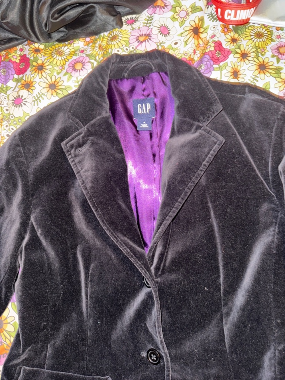 Vintage Gap Brand Black Velvet Blazer/Jacket!! - Picture 6 of 9